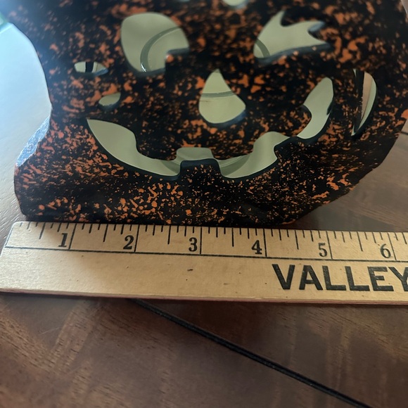PartyLite Halloween Porcelain Jack-o-lantern Tea Light Luminary Holder - Picture 7 of 8